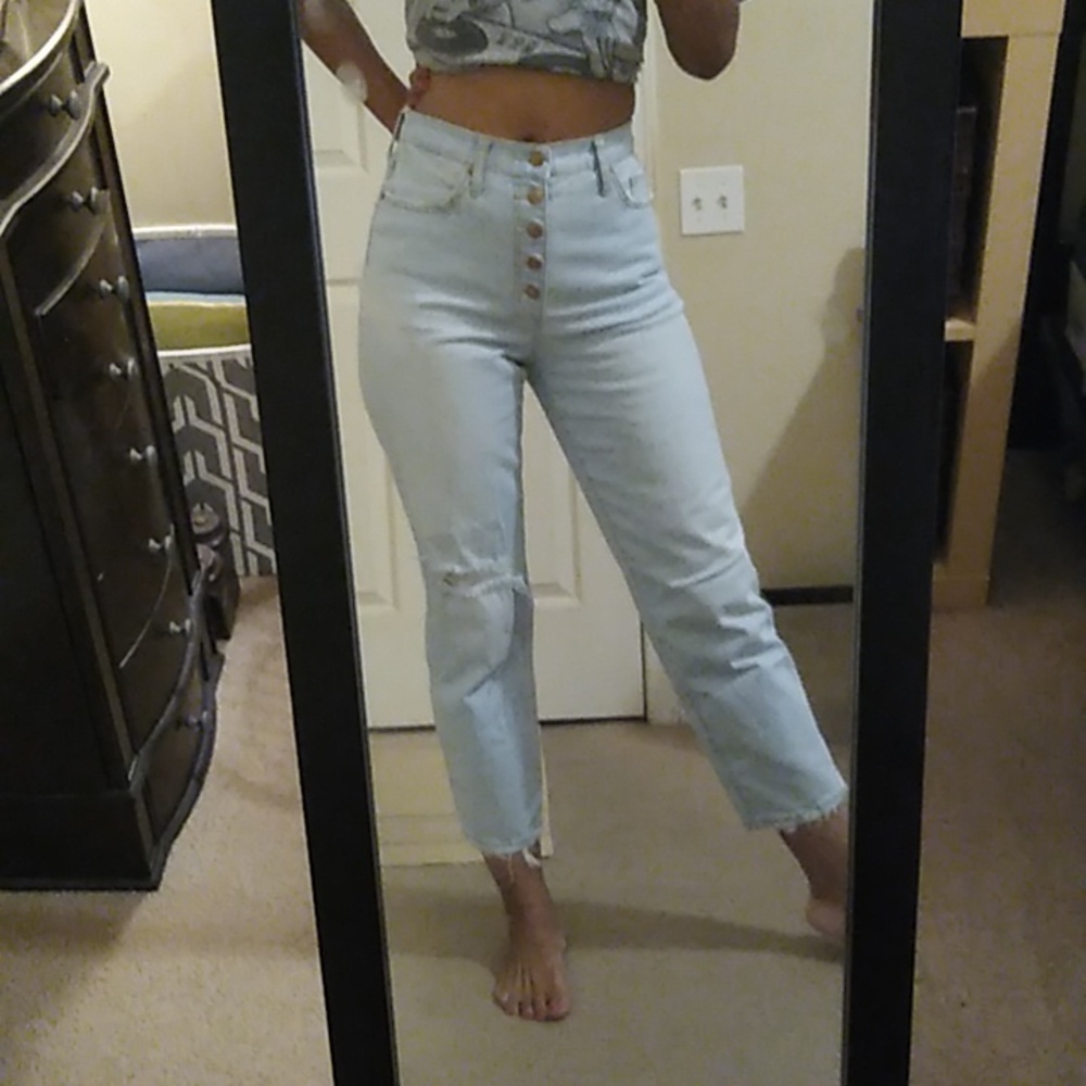 Universal Thread Jeans - image 3